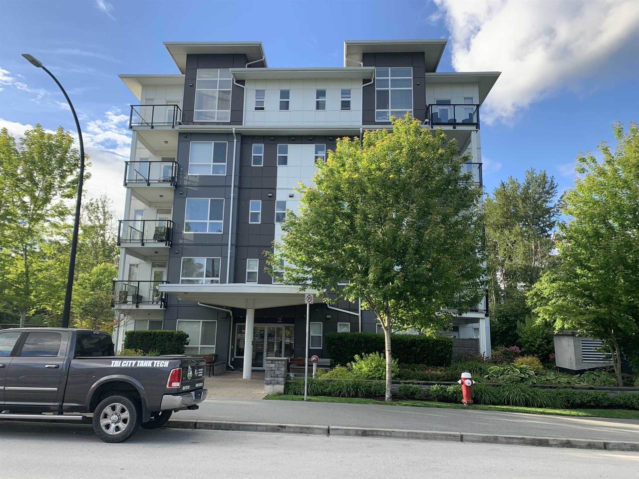 22315 122 Avenue - Photo 1