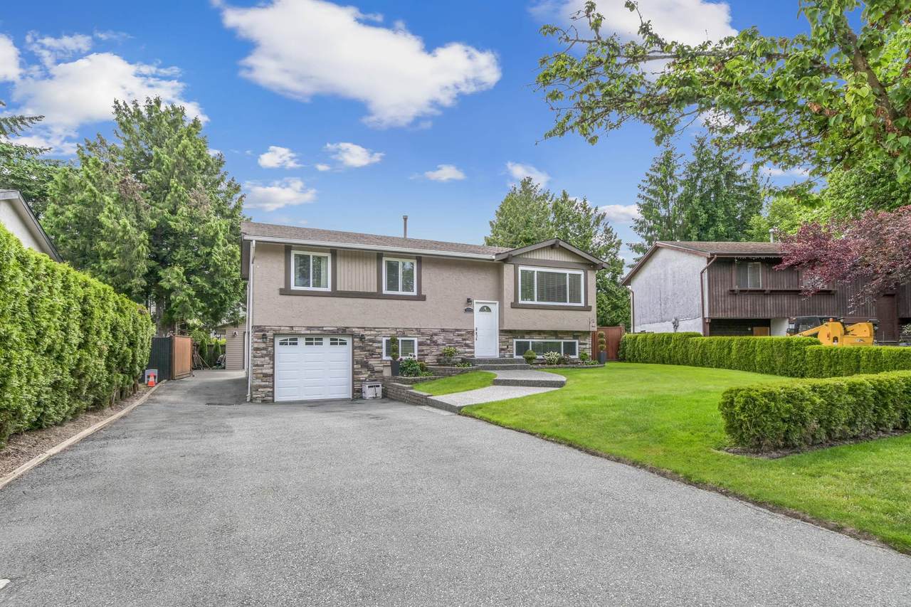 19360 62A Avenue - Photo 1