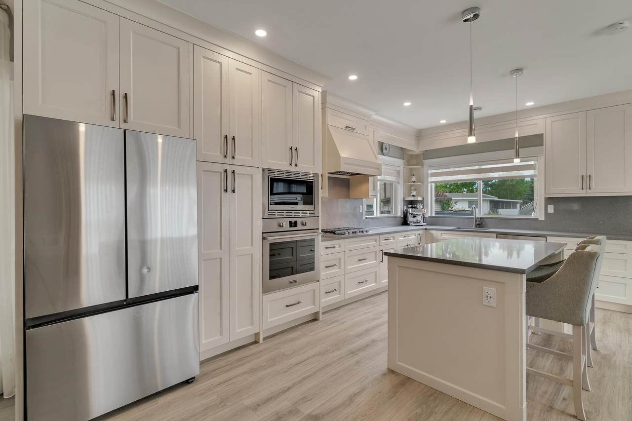 11554 92A Avenue - Photo 1