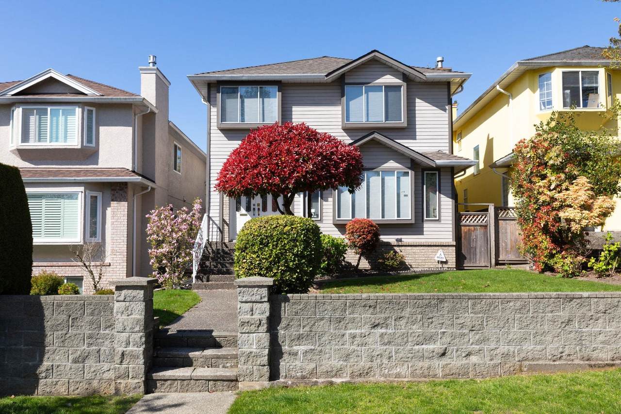2133 49th Avenue - Photo 1
