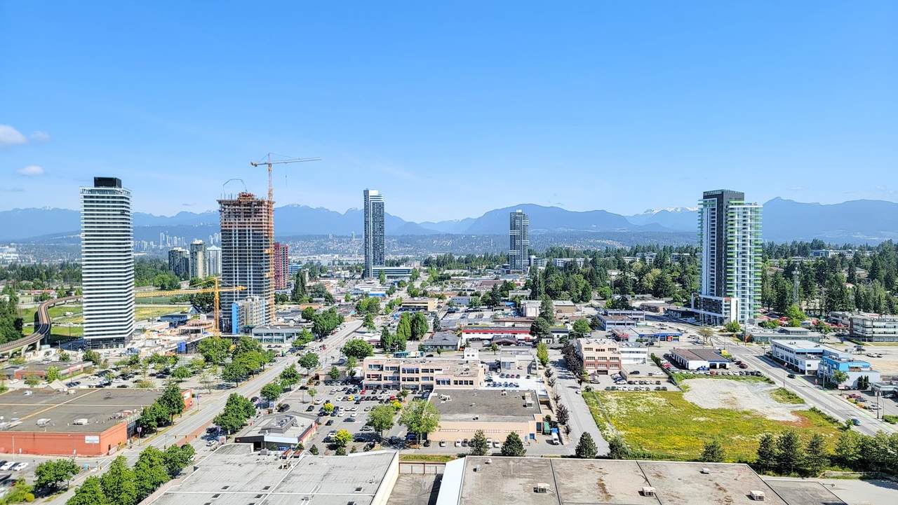 13685 102 Avenue - Photo 1