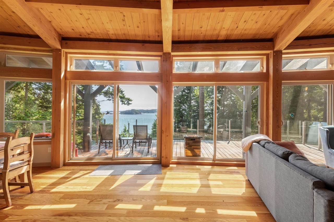 304 Esplanade Road - Photo 1