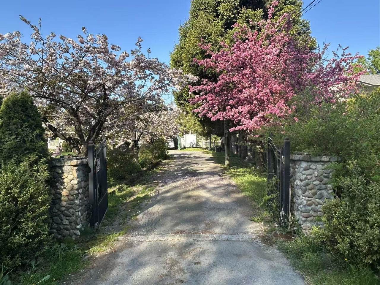 5007 Boundary Road - Photo 1