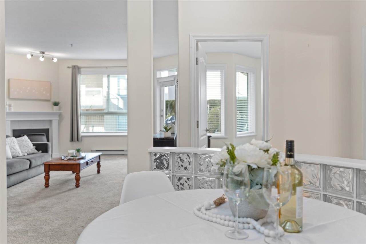 45775 Spadina Avenue - Photo 1