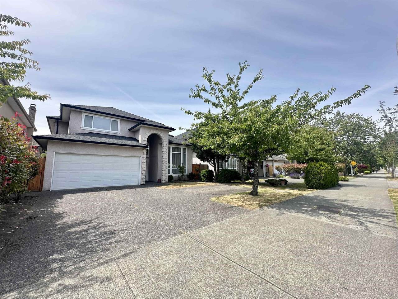 11751 Railway Avenue - Photo 1