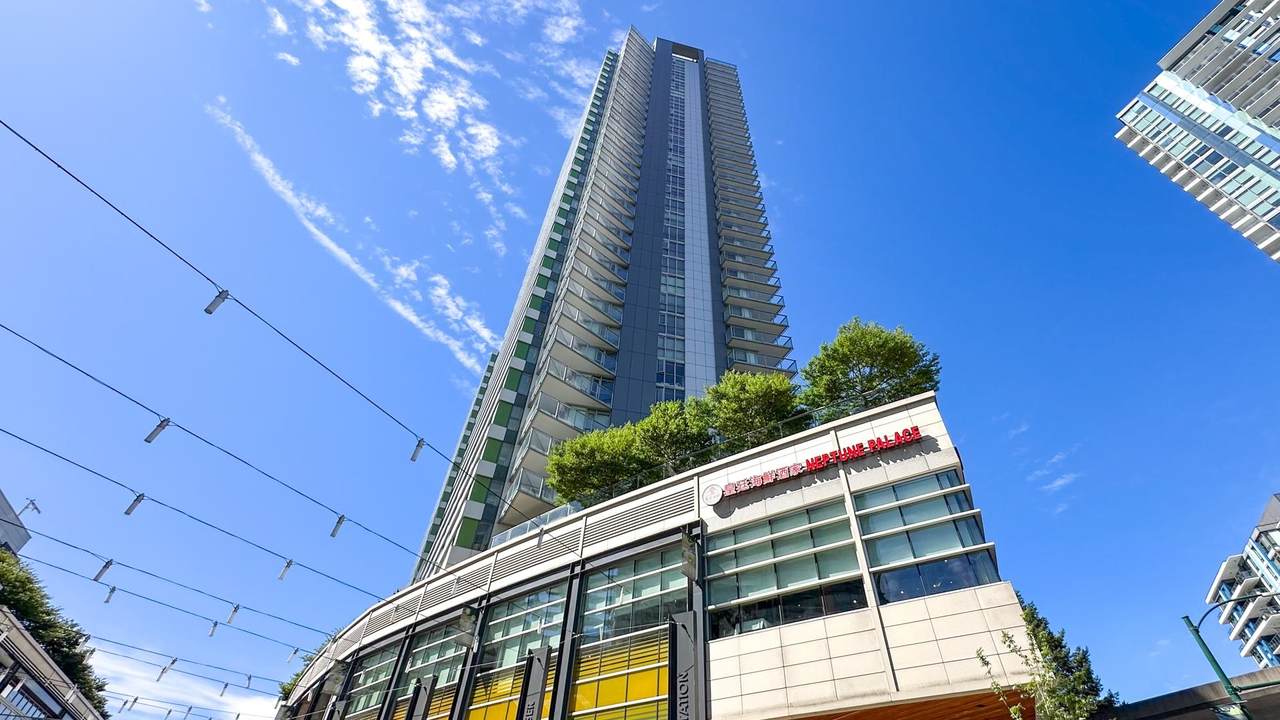 488 Marine Drive - Photo 1