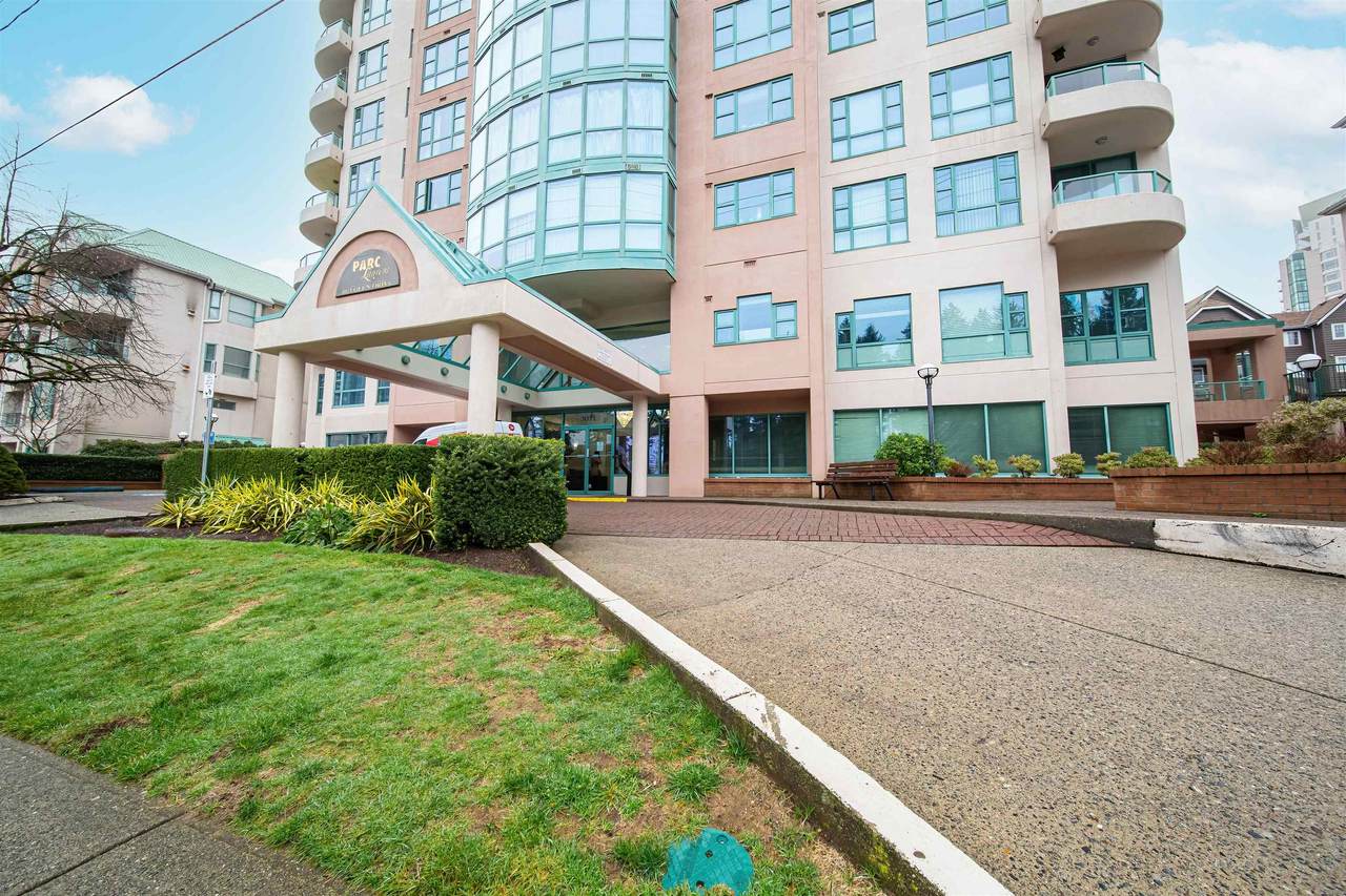 3071 Glen Drive - Photo 1