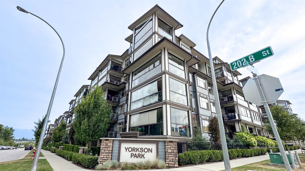 8526 202B Street - Photo 1