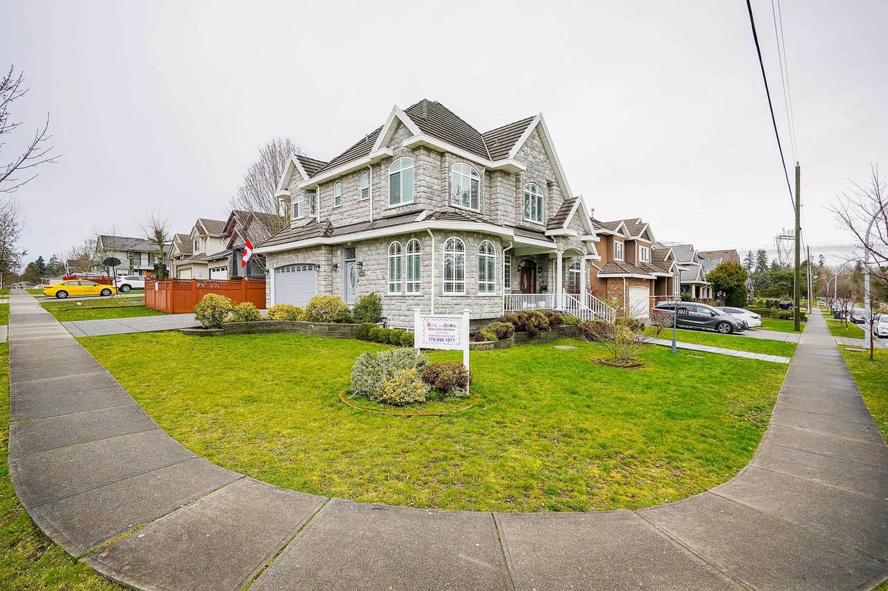 7811 148 Street - Photo 1