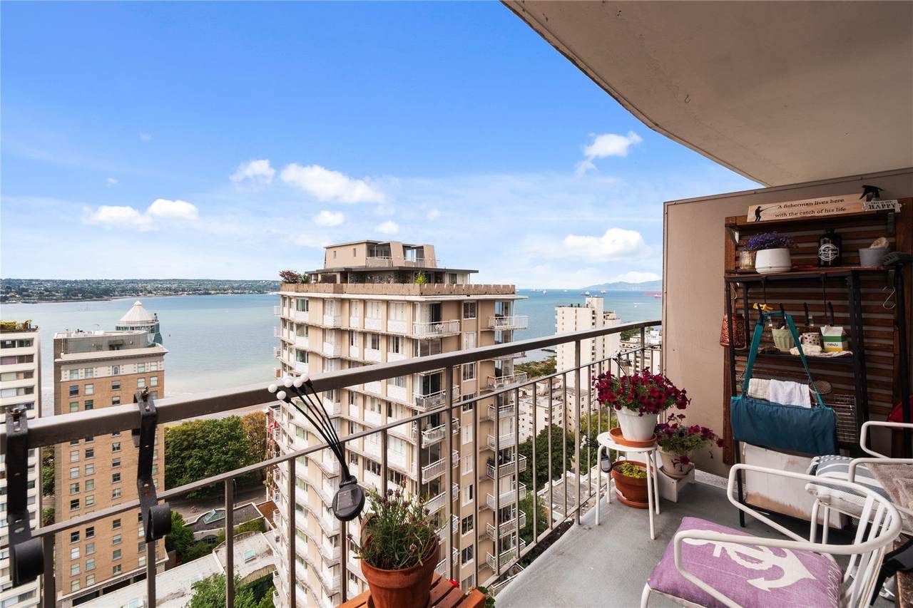 1850 Comox Street - Photo 1