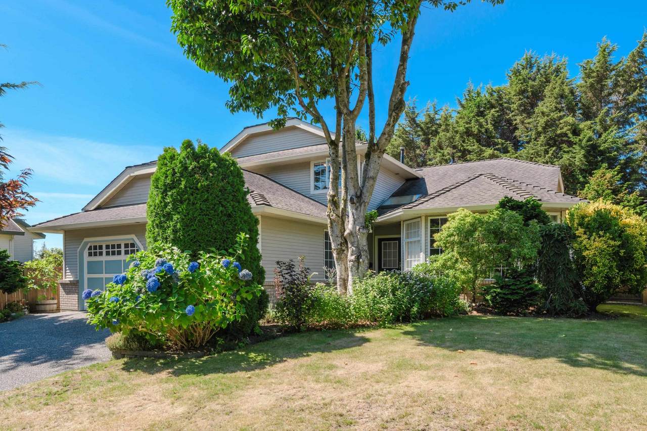 925 161B Street - Photo 1