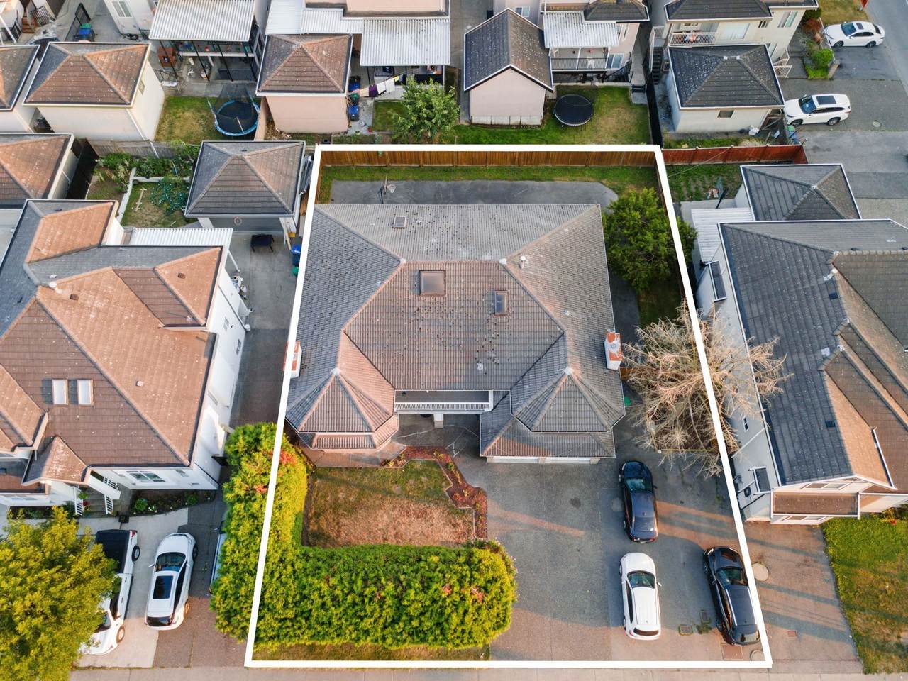 12604 68 Avenue - Photo 1