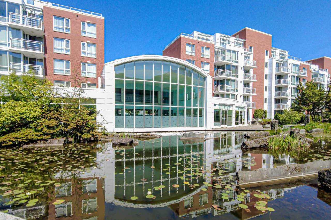 688 Fairchild Road - Photo 1