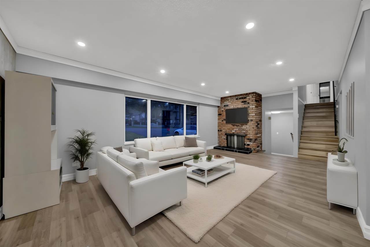 7085 140A Street - Photo 1