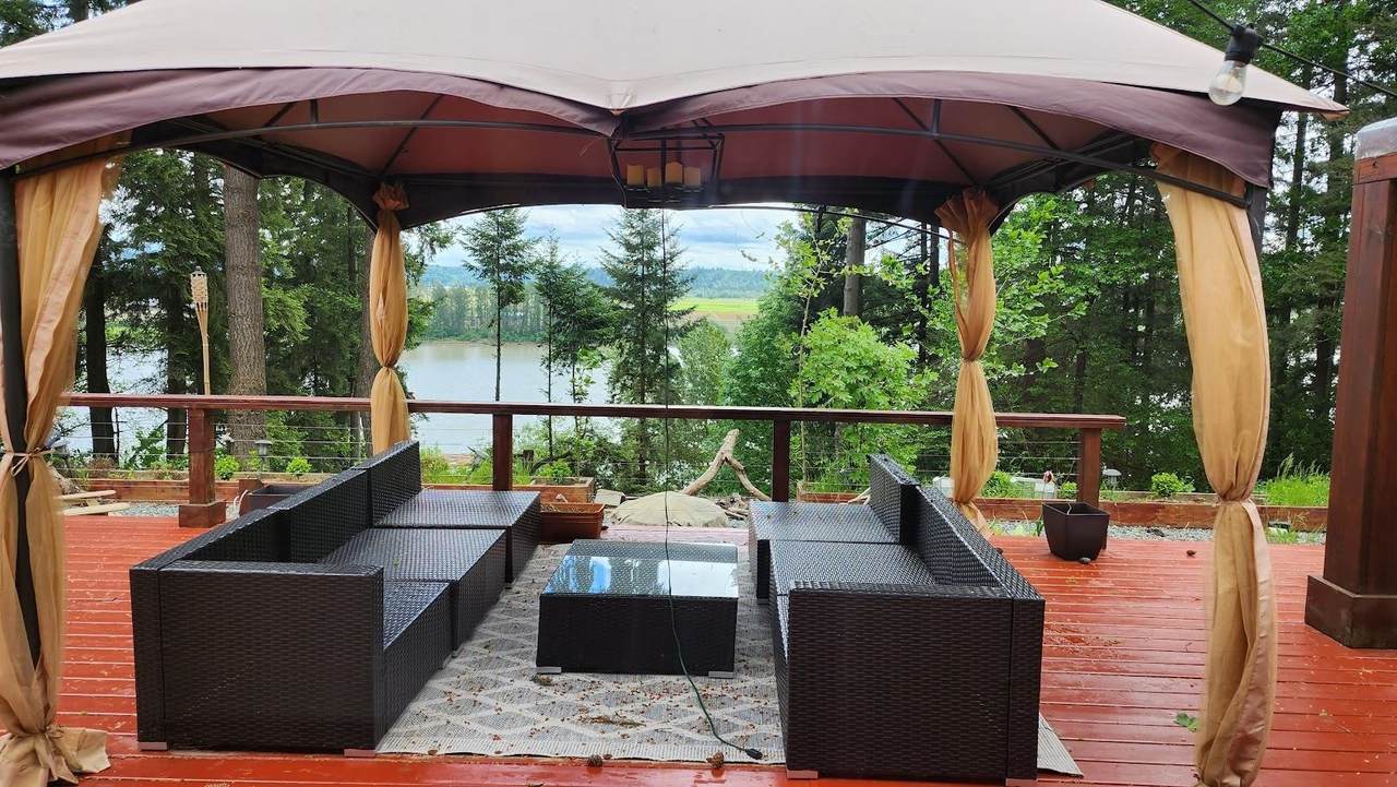 26521 Lougheed Highway - Photo 1