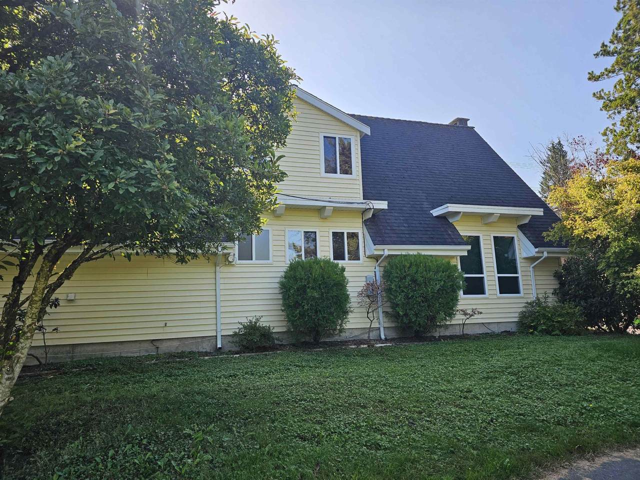 19850 48 Avenue - Photo 1