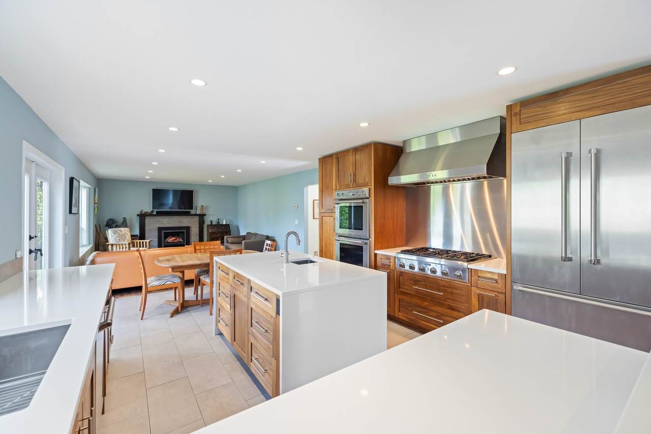 643 Goldenrod Boulevard - Photo 1