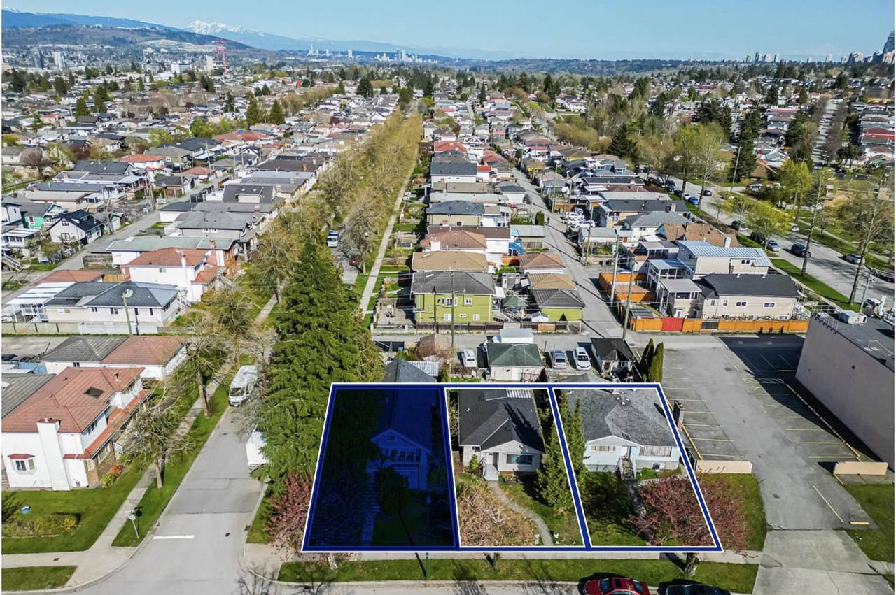 4404 Rupert Street - Photo 1