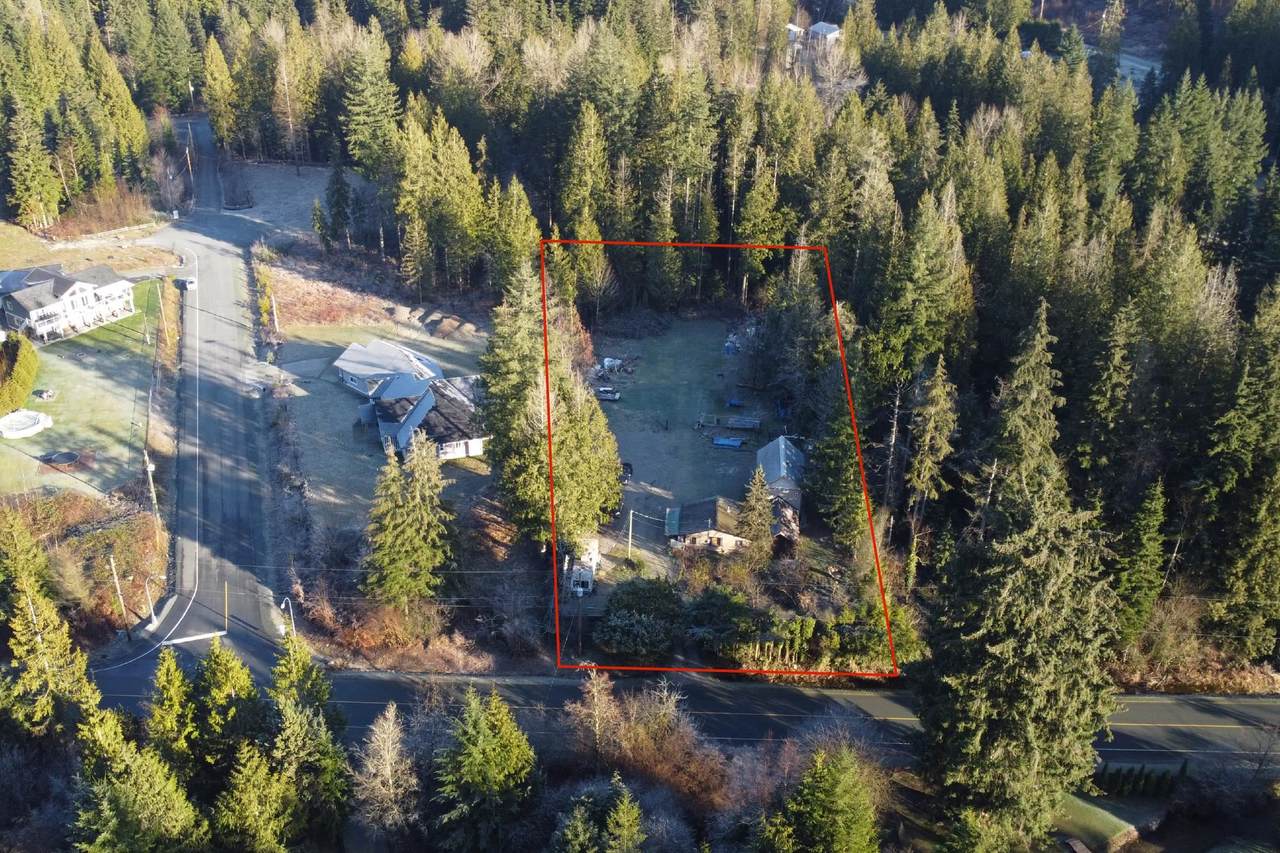 30727 Keystone Avenue - Photo 1