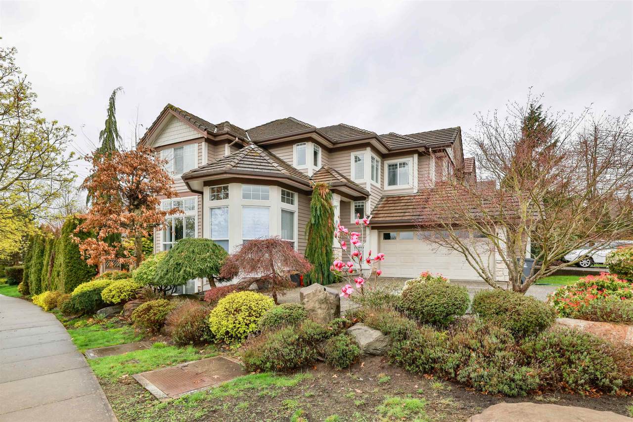 15638 33 Avenue - Photo 1