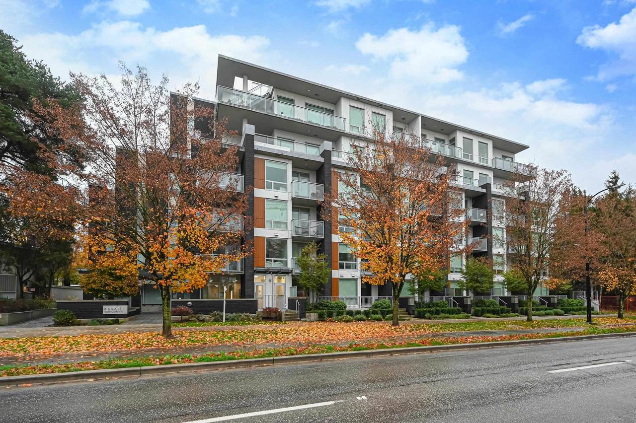 5058 Cambie Street - Photo 1