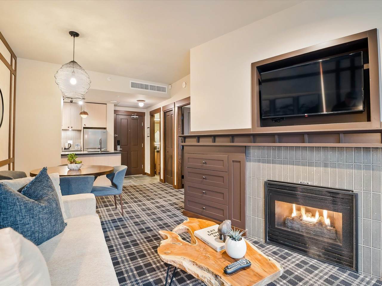 4320 Sundial Crescent - Photo 1