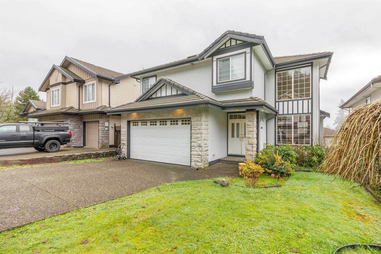 2115 Berkshire Crescent - Photo 1