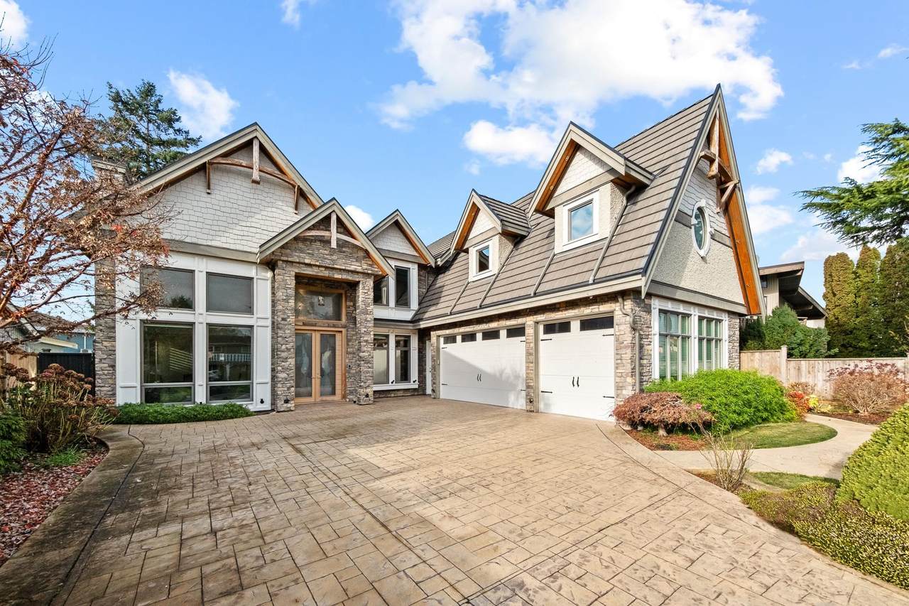 7673 Dampier Drive - Photo 1