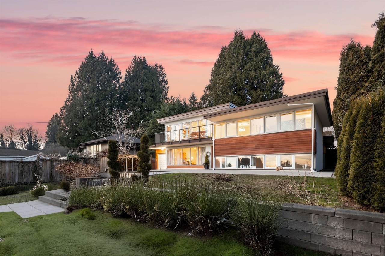 1555 Lawson Avenue - Photo 1