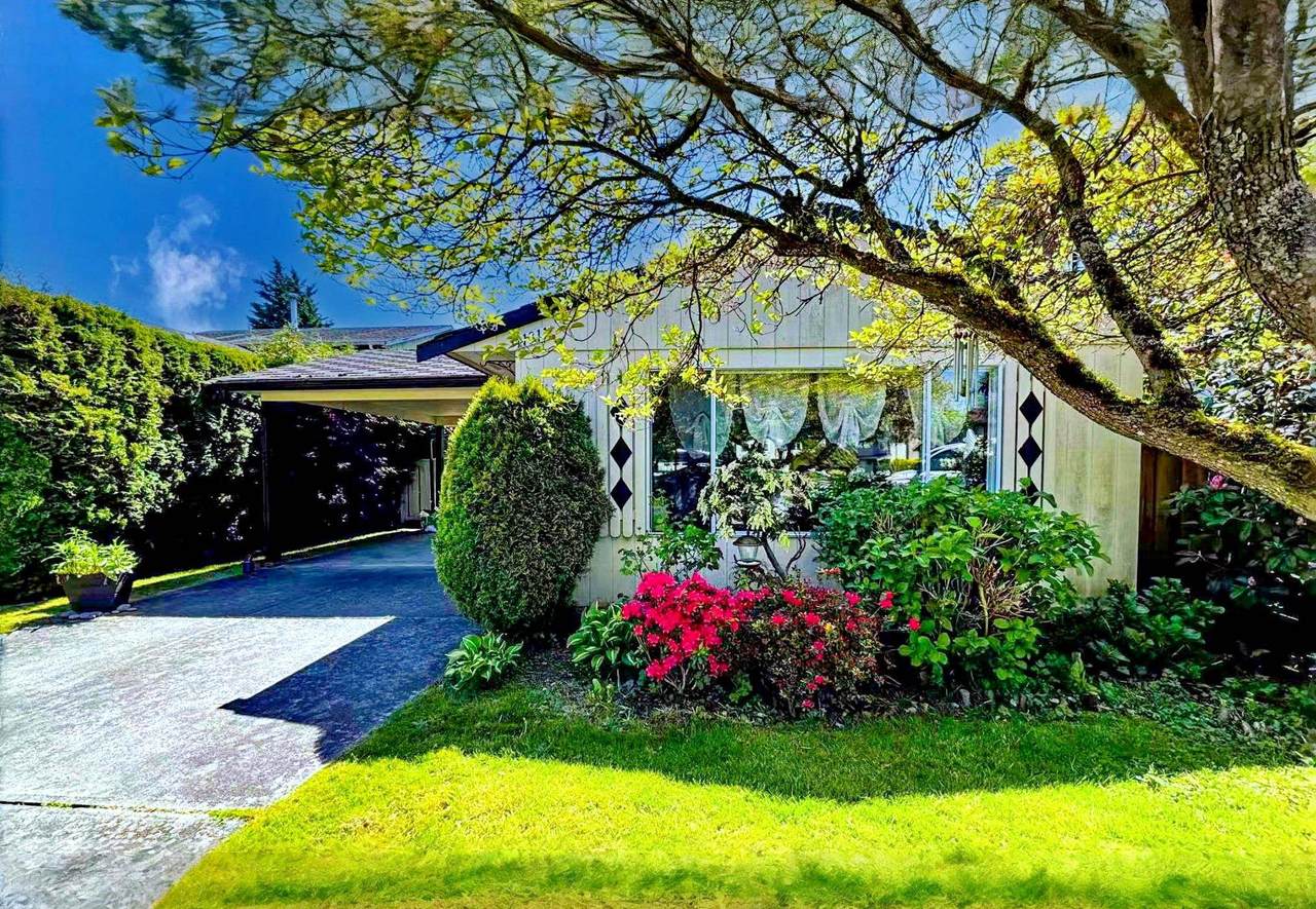 11311 Caravel Court - Photo 1