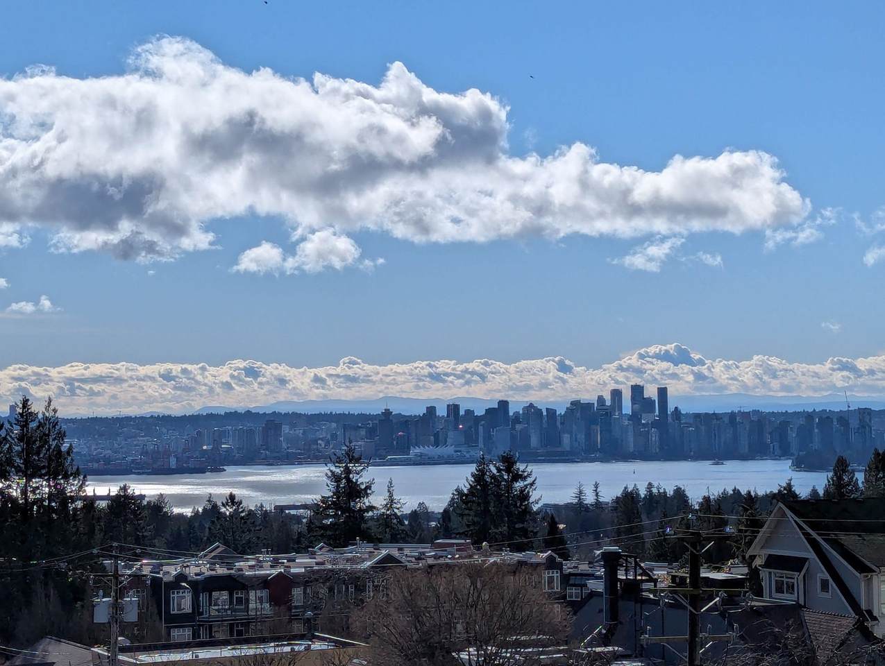 3080 Lonsdale Avenue - Photo 1
