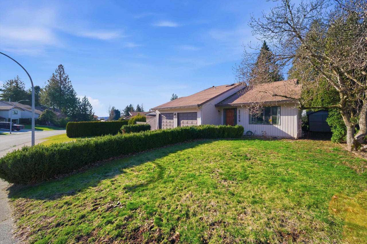 34949 Everett Drive - Photo 1