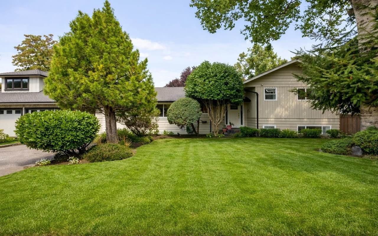 5259 12 Avenue - Photo 1