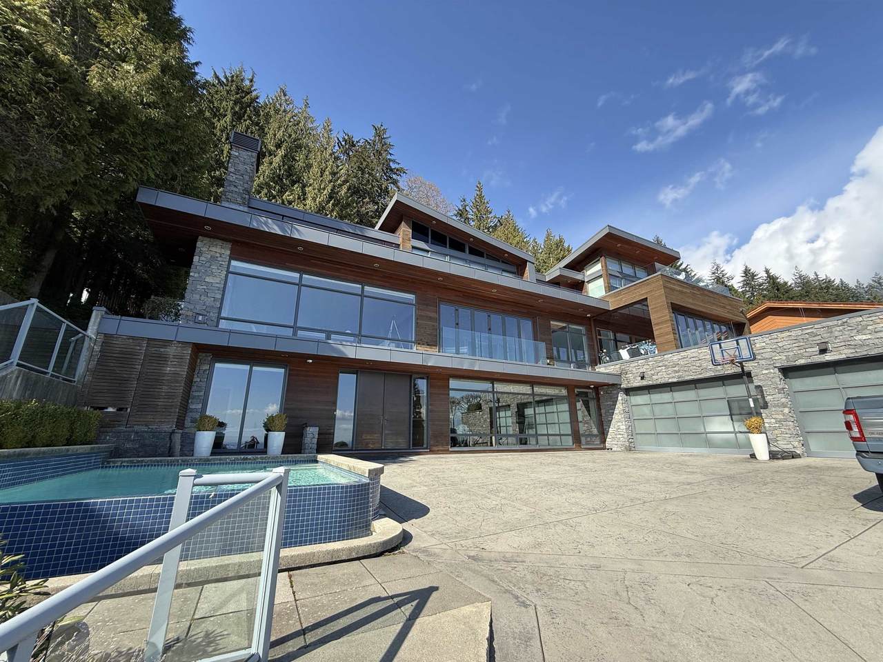 1548 Chartwell Drive - Photo 1