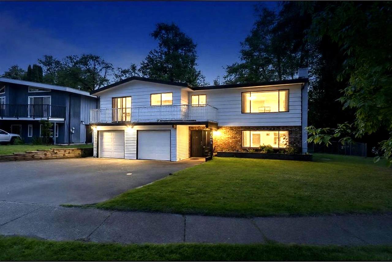 8864 Ursus Crescent - Photo 1