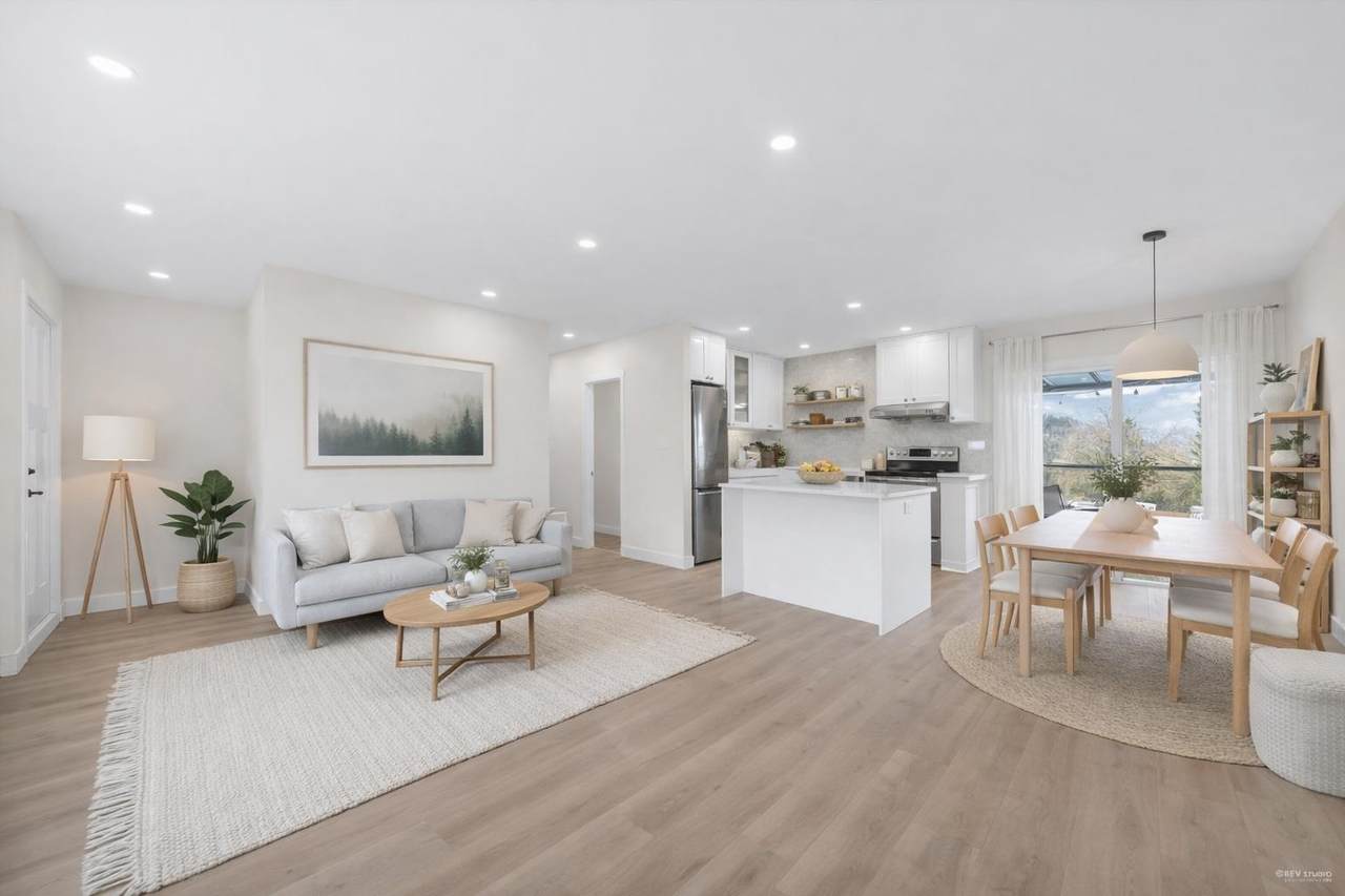 7247 Barnet Road - Photo 1
