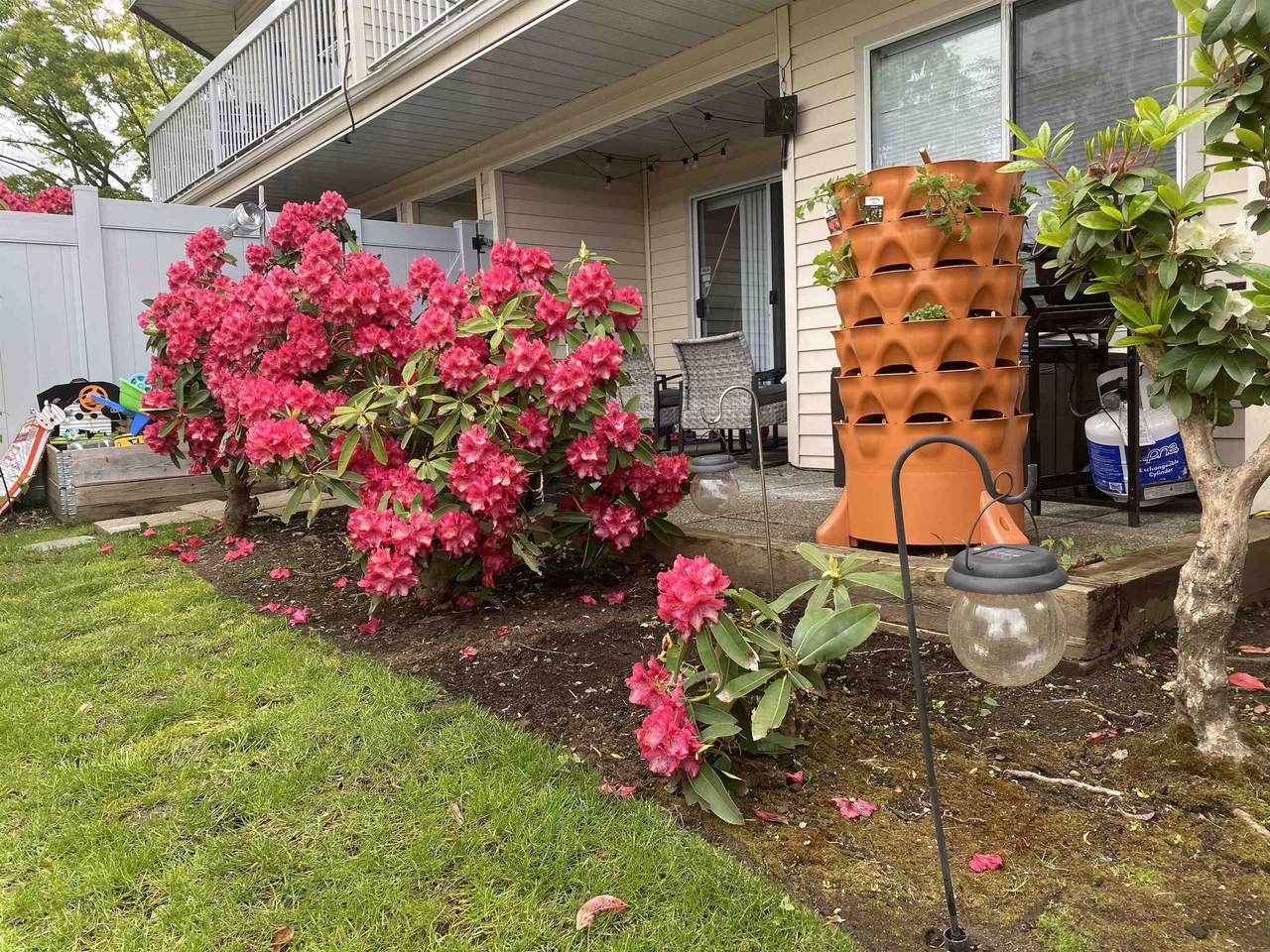 9299 121 Street - Photo 1