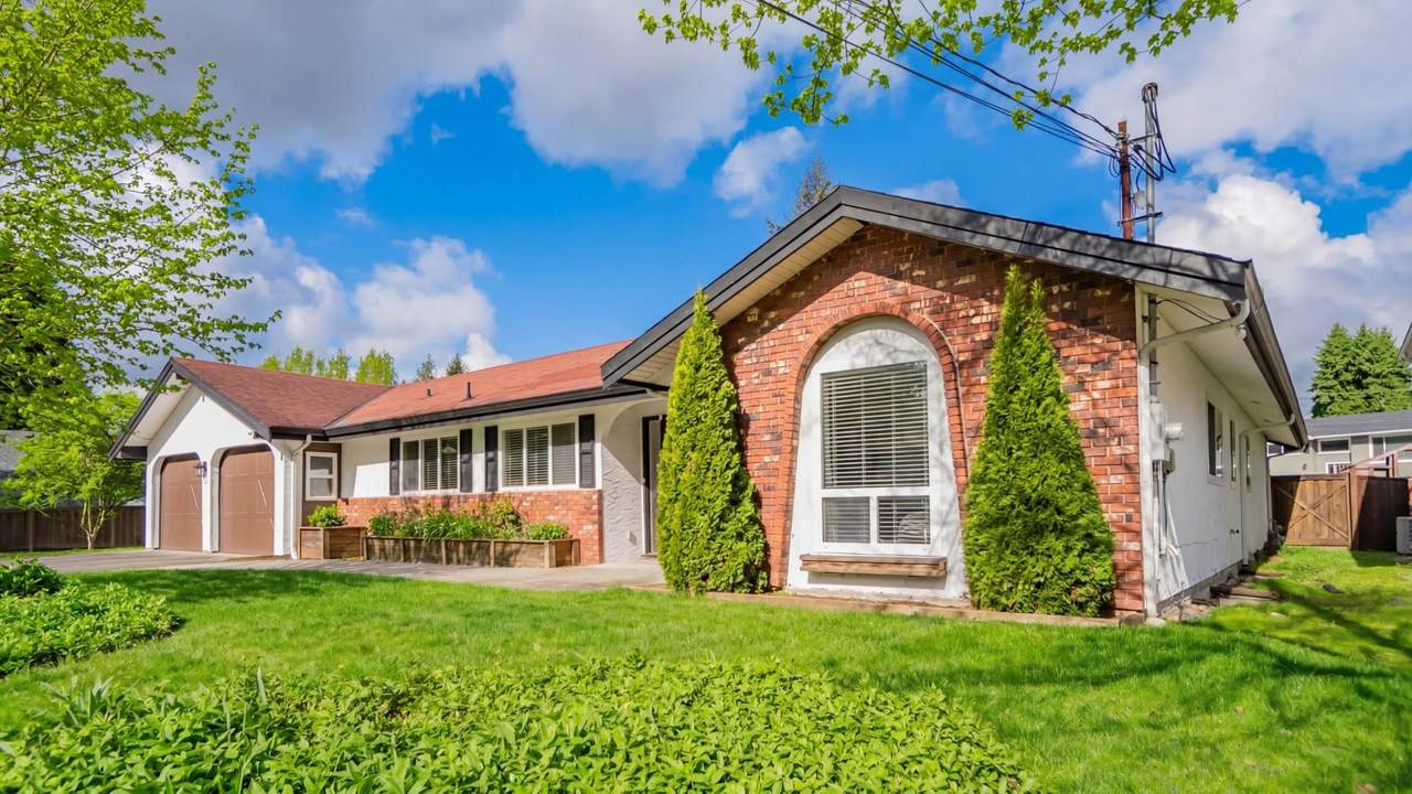 34629 Ascott Avenue - Photo 1