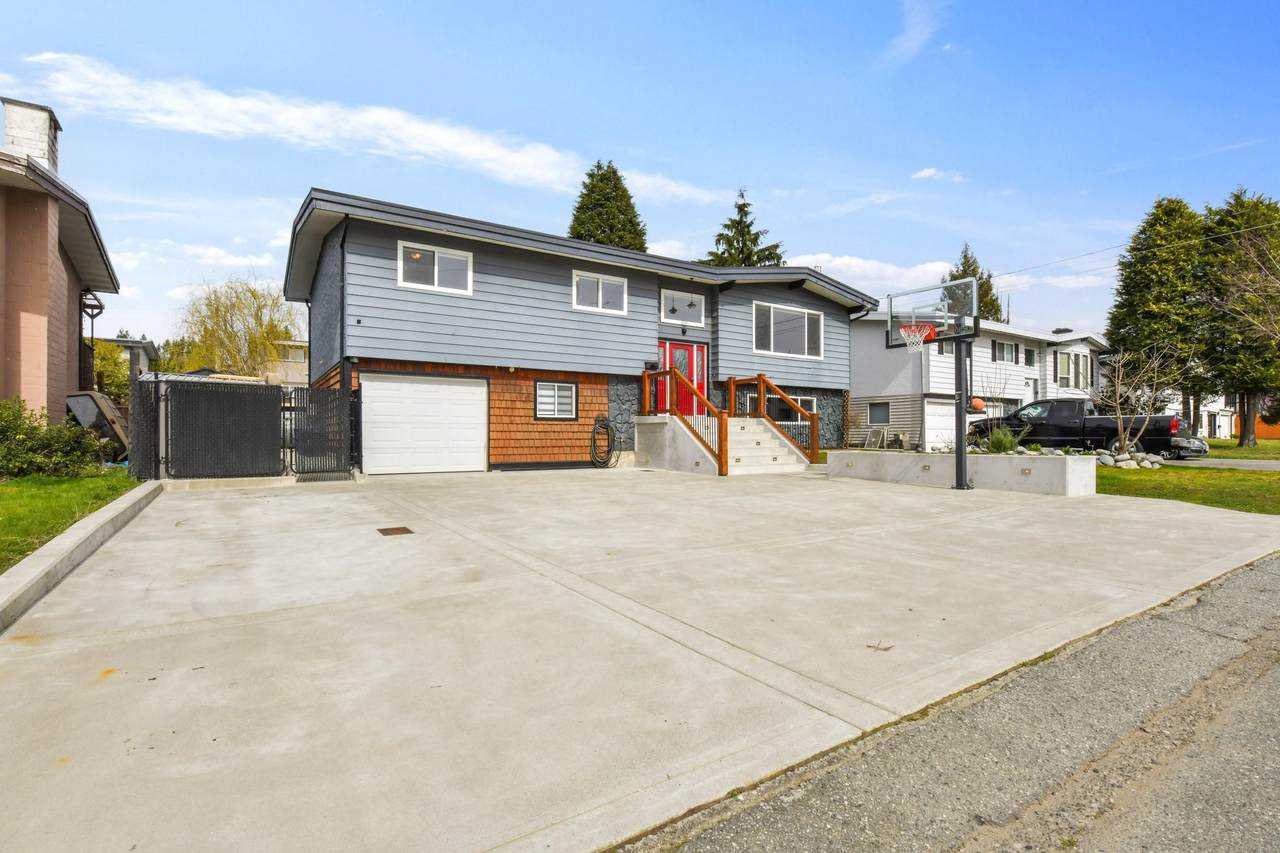 31921 Starling Avenue - Photo 1
