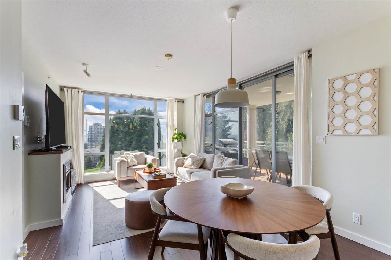 280 Ross Drive - Photo 1