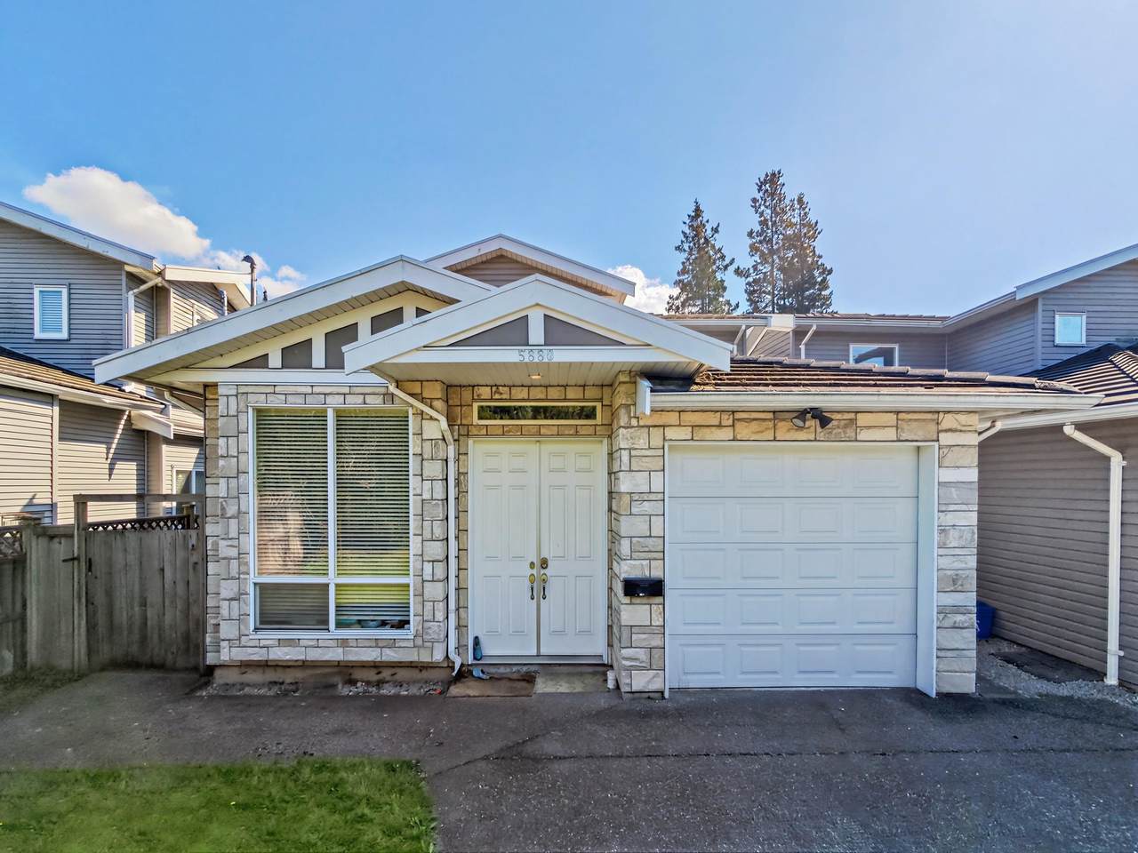 5880 Irmin Street - Photo 1
