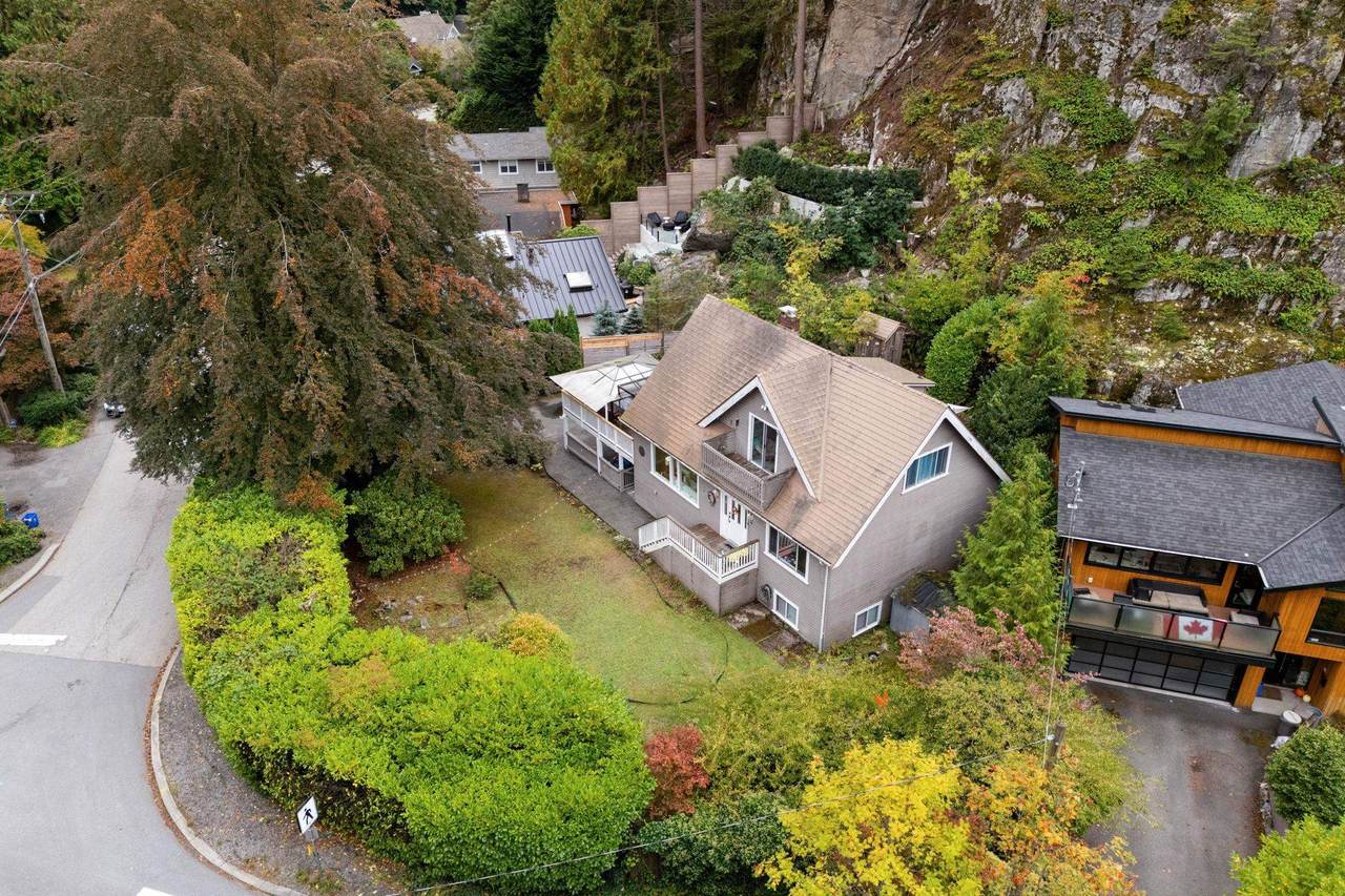 5607 Eagle Harbour Road - Photo 1