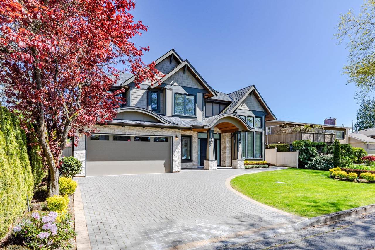 8520 Fairfax Crescent - Photo 1