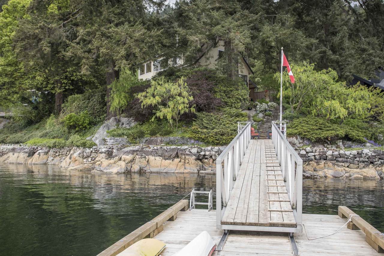 https://bt-photos.global.ssl.fastly.net/britcol/1280_boomver_2_R3118755-2.jpg
