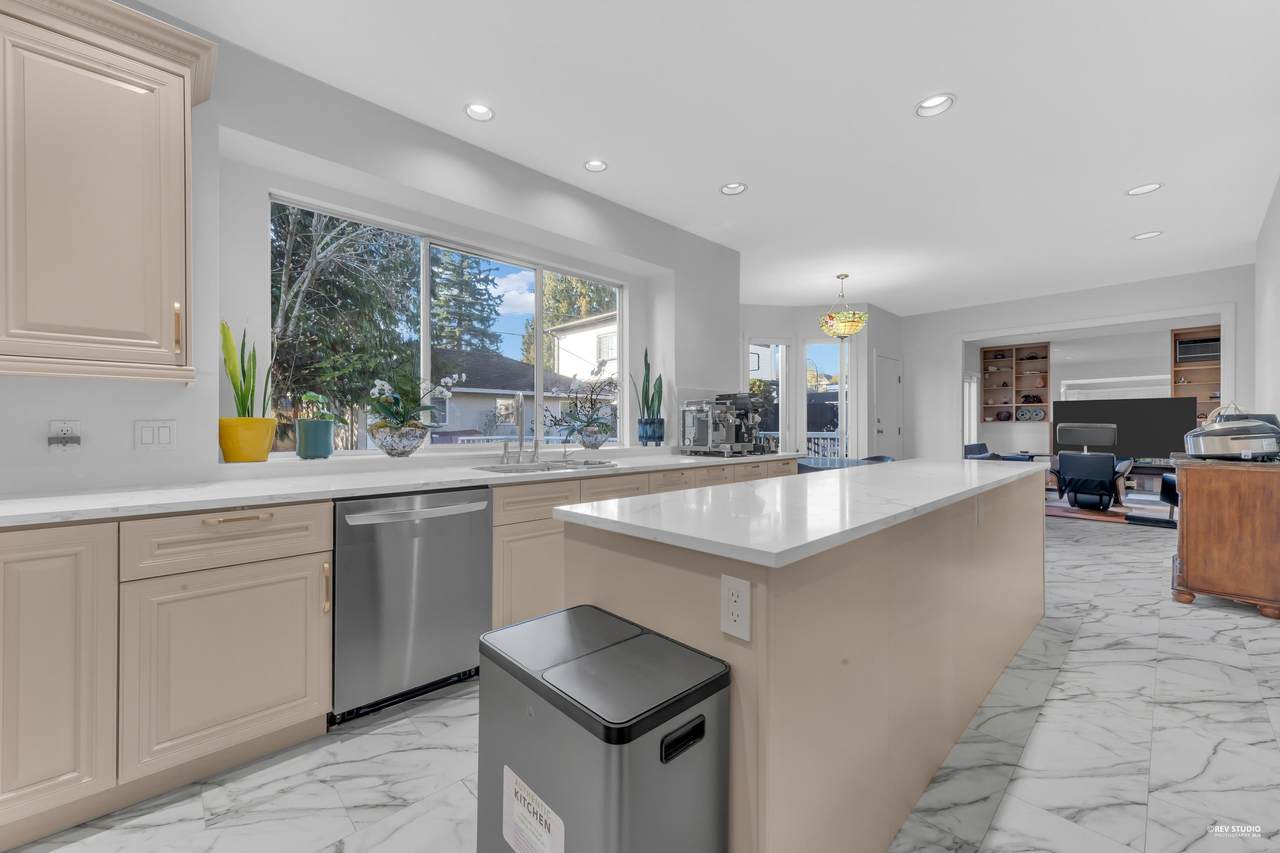 6835 Heather Street - Photo 1