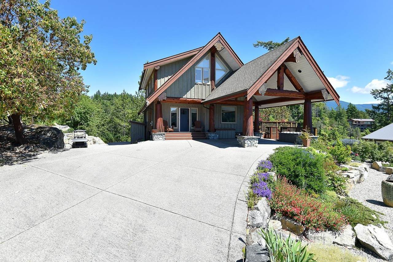4622 Sinclair Bay Road - Photo 1
