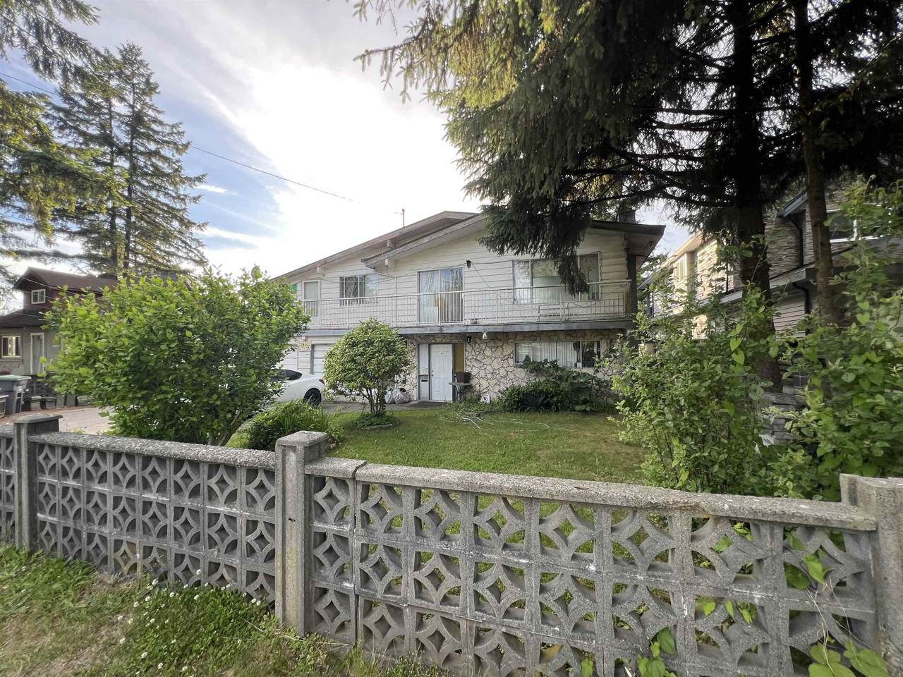 13703 Grosvenor Road - Photo 1