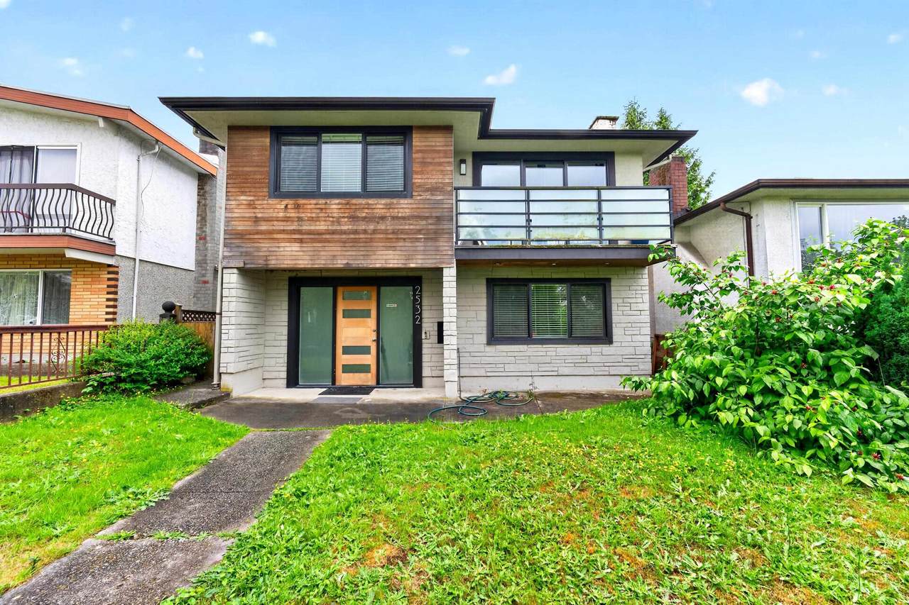 2532 24th Avenue - Photo 1