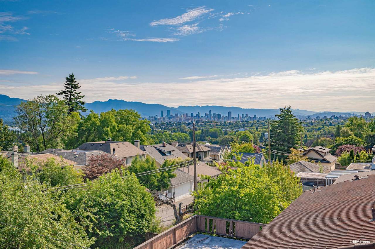 3853 14th Avenue - Photo 1