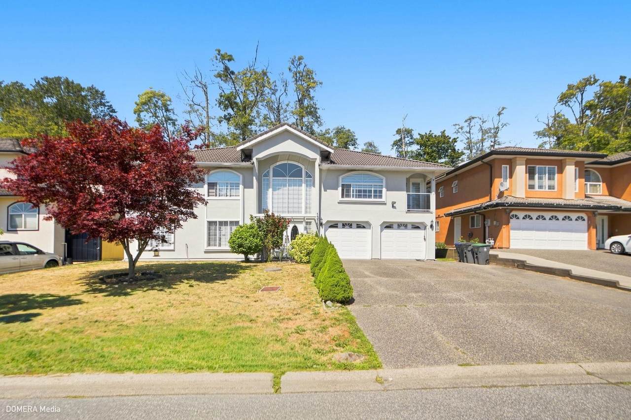 13755 93A Avenue - Photo 1